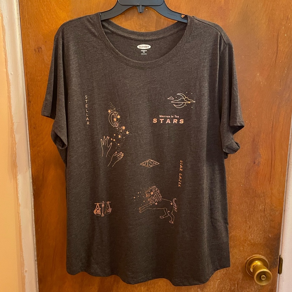 Old navy graphic tee